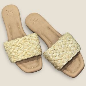 A New Day Women's Cream Woven Slide Sandals